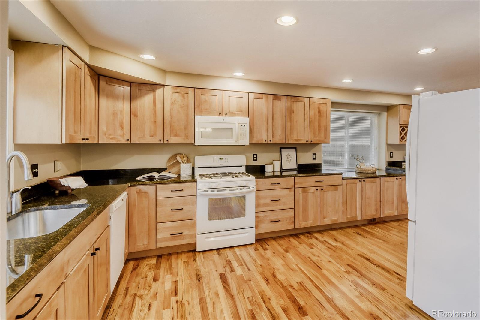 5753 S Lansing Court