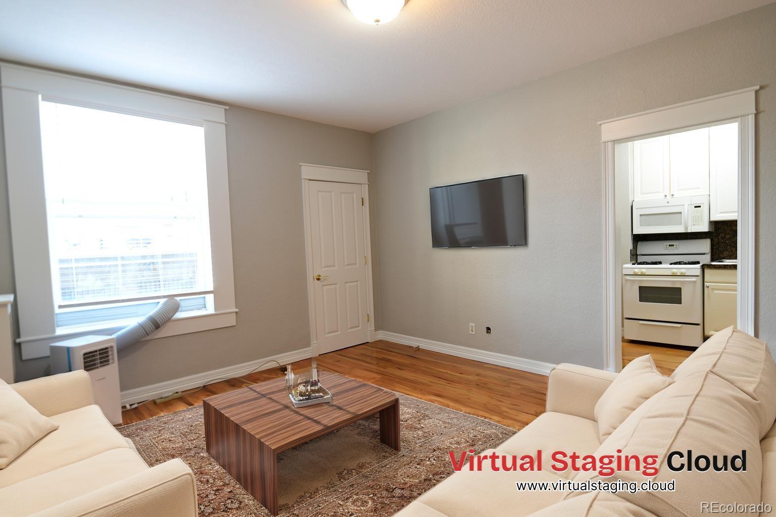 1650 N Pearl Street 10