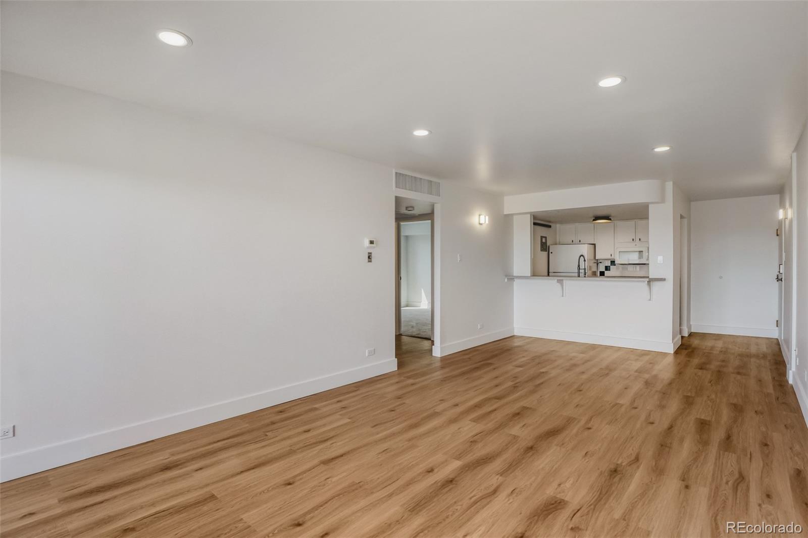 400 S Lafayette Street 1207