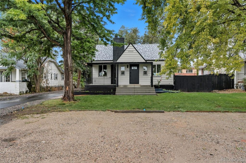 Photo of 1711 Teller Street, Lakewood, CO 80214 (MLS # 7224638)