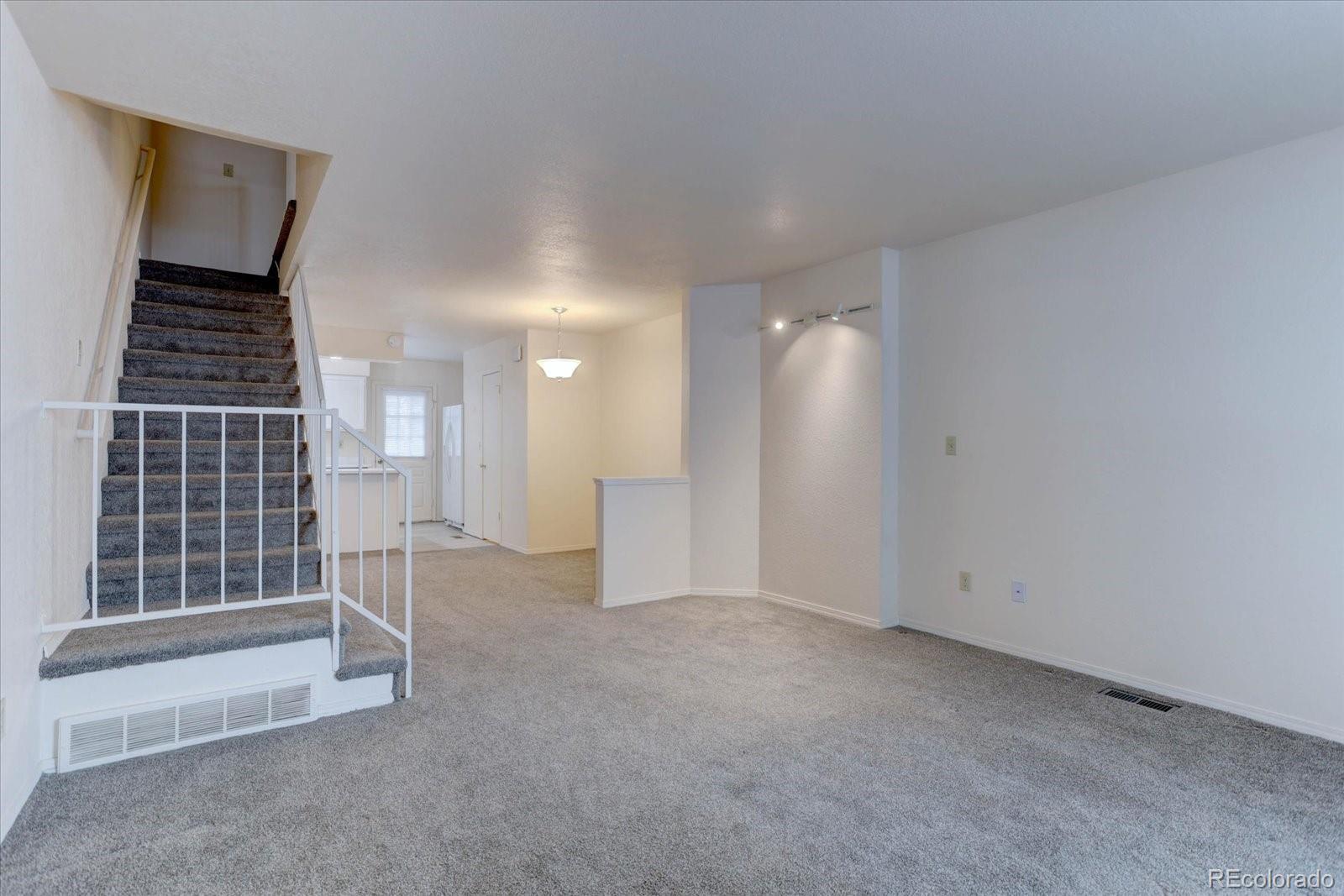 19842 Summerset Lane