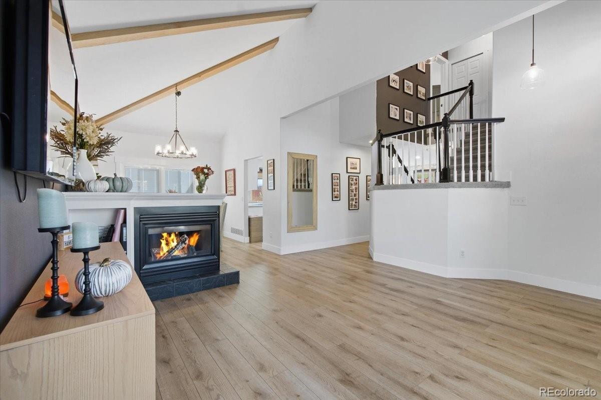 4472 W Mountain Vista Lane