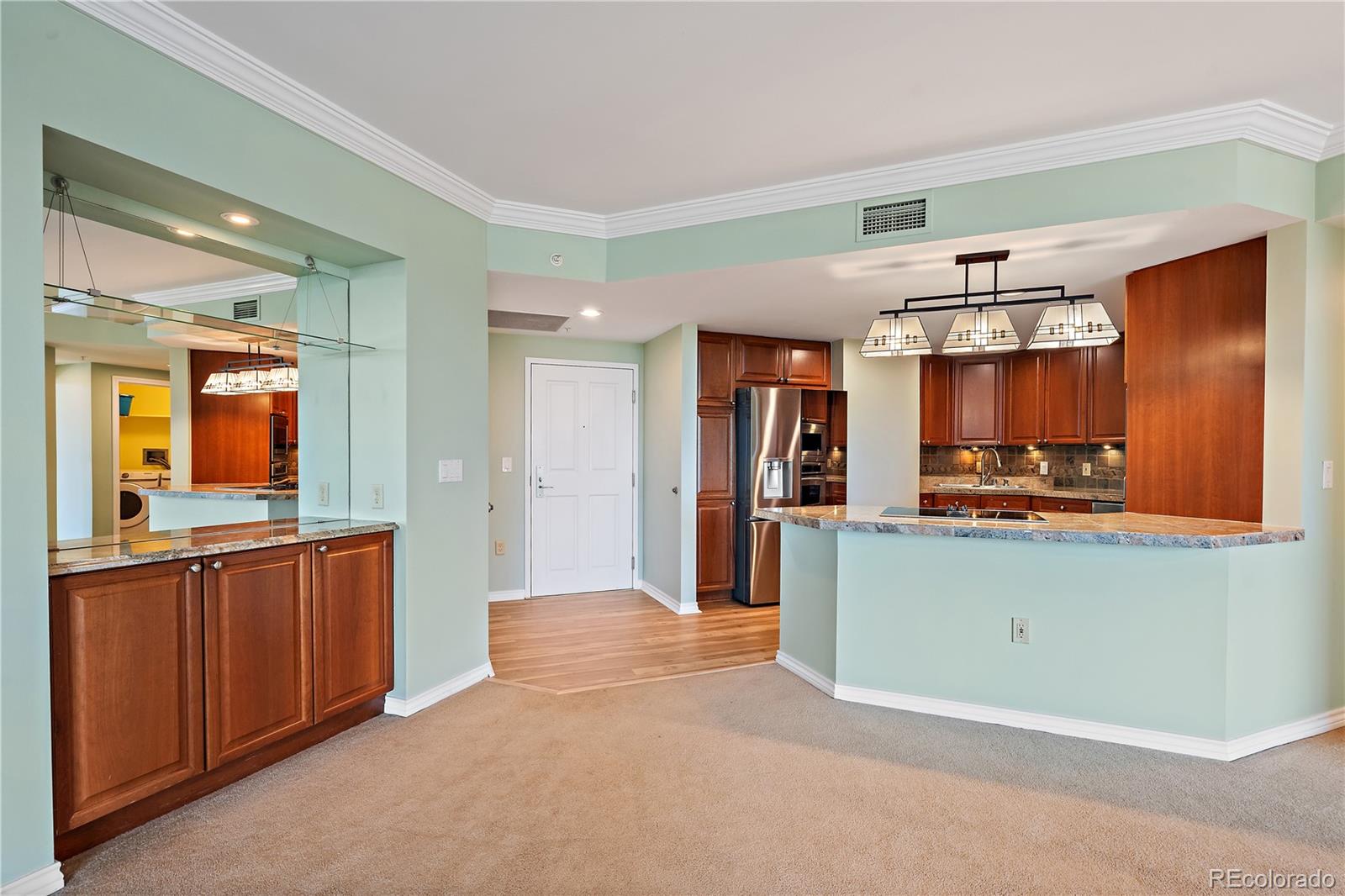 8100 E Union Avenue 614