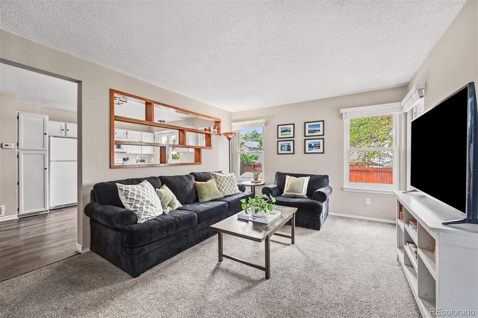 562 Arden Circle