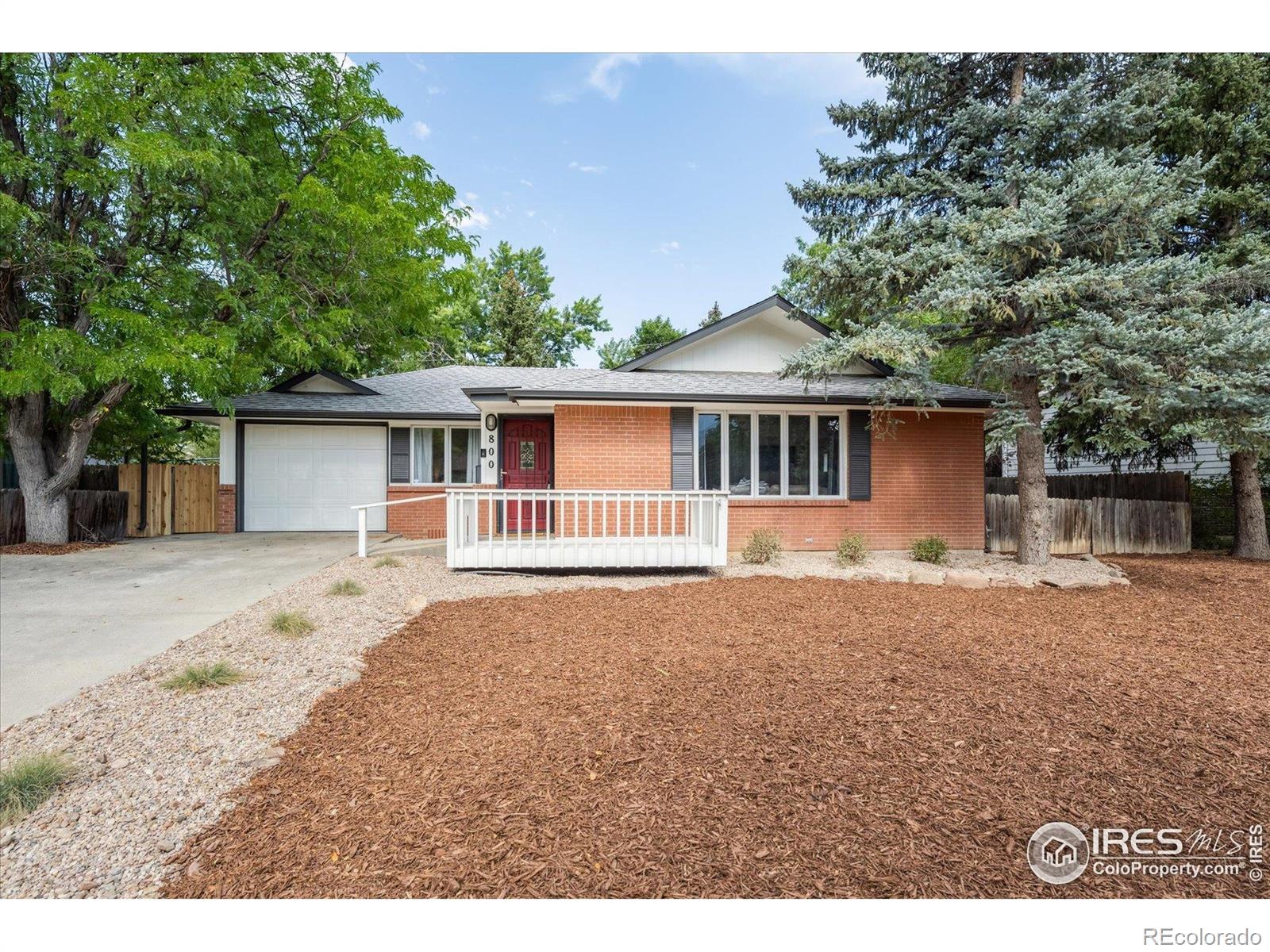 800 Mohawk Drive