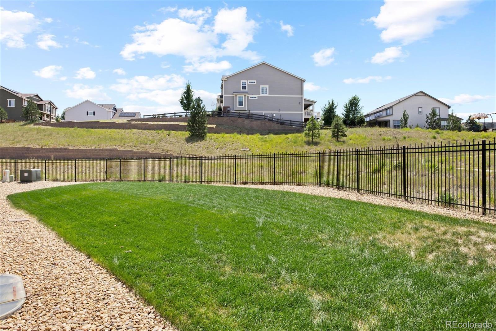 2524 Lassen Lane