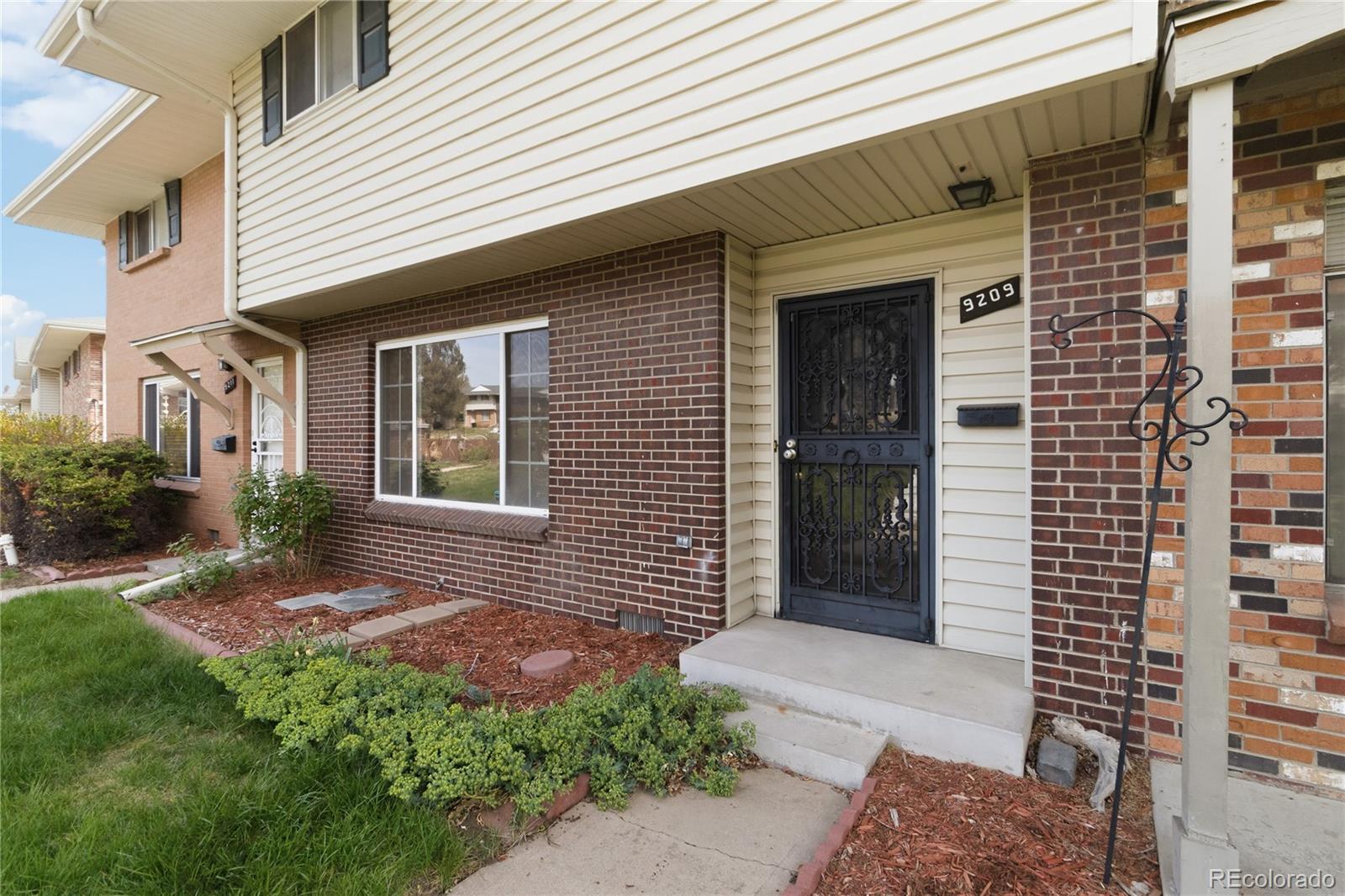 9209 E Nassau Avenue
