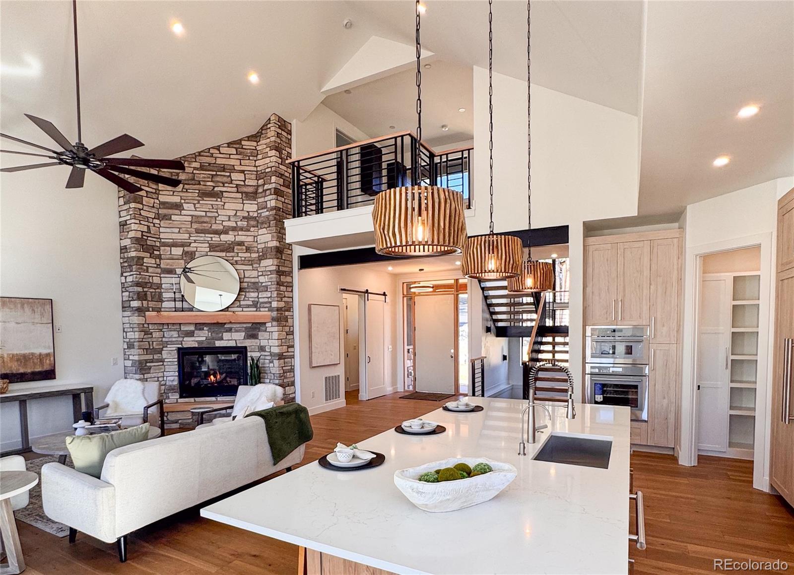 5277 Mountain Vista Lane