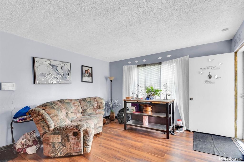 Photo of 2921 Jasmine Street, Denver, CO 80207 (MLS # 8388197)