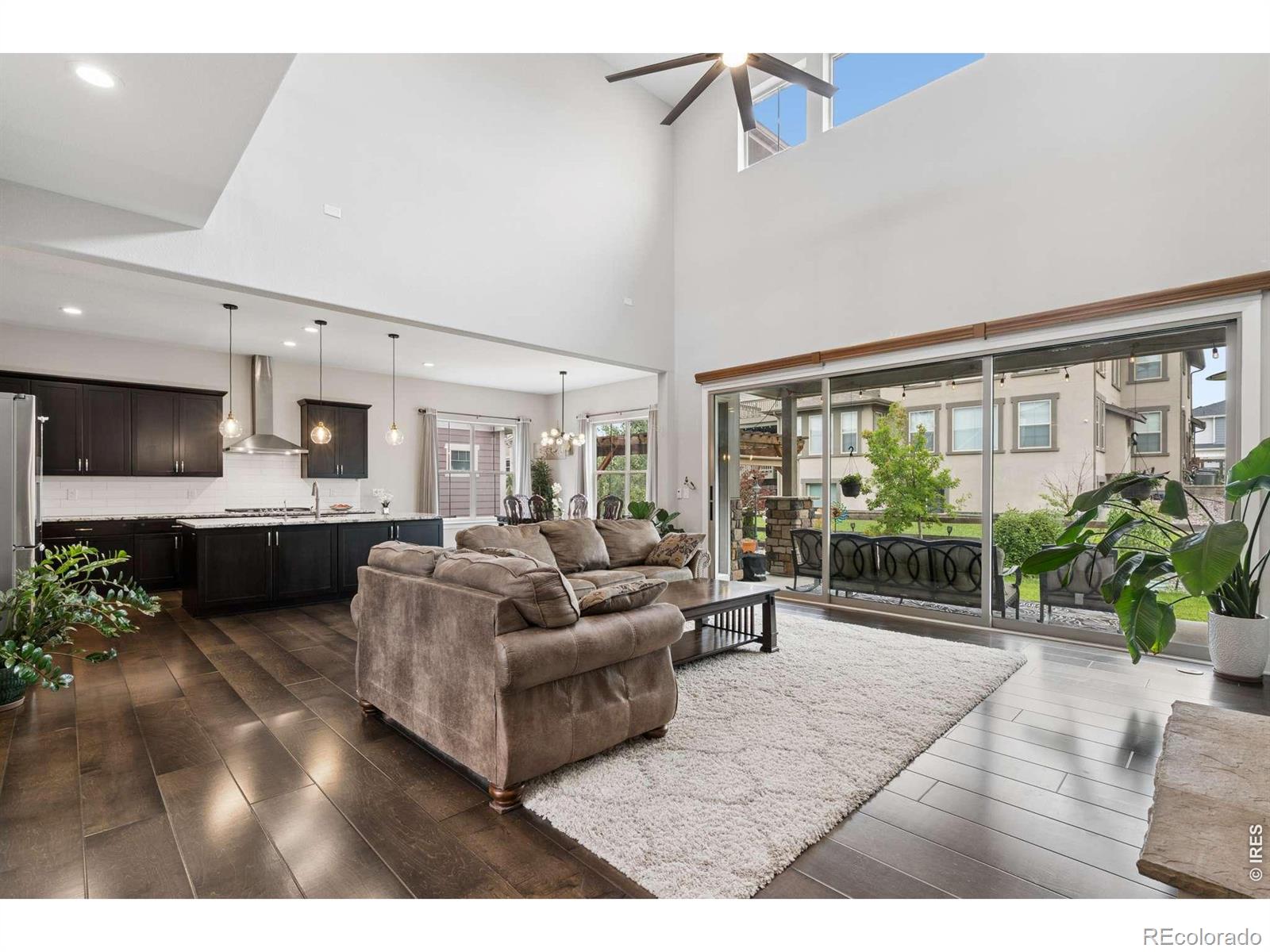 1413 Lyons Lane