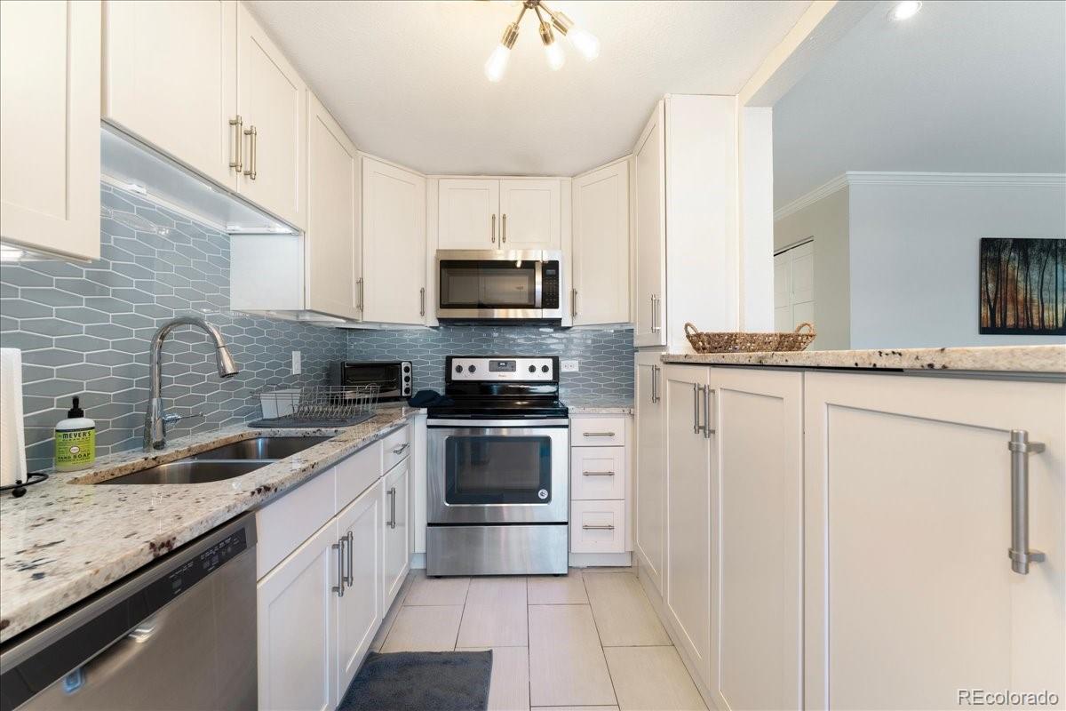 1350 Josephine Street 307