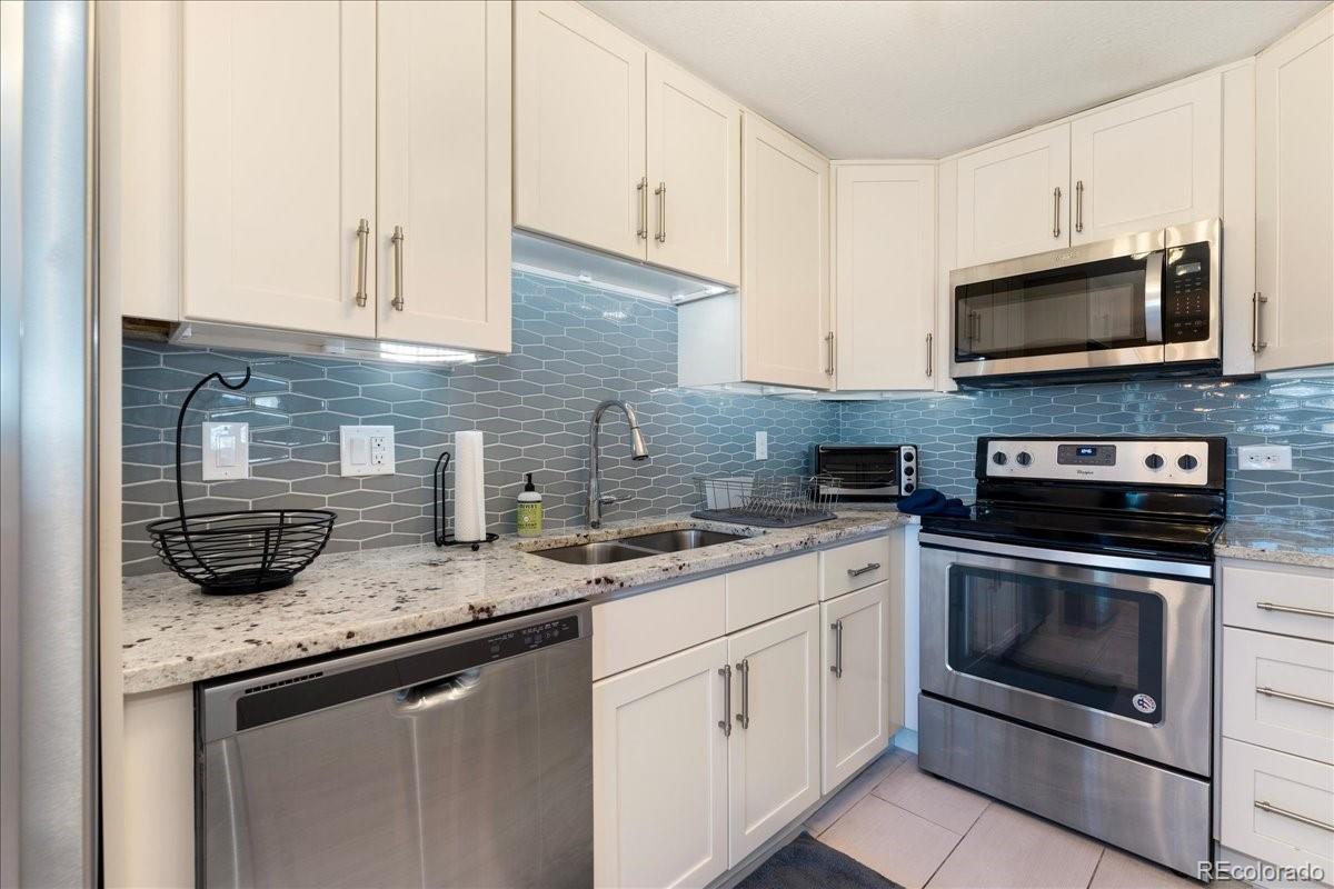 1350 Josephine Street 307