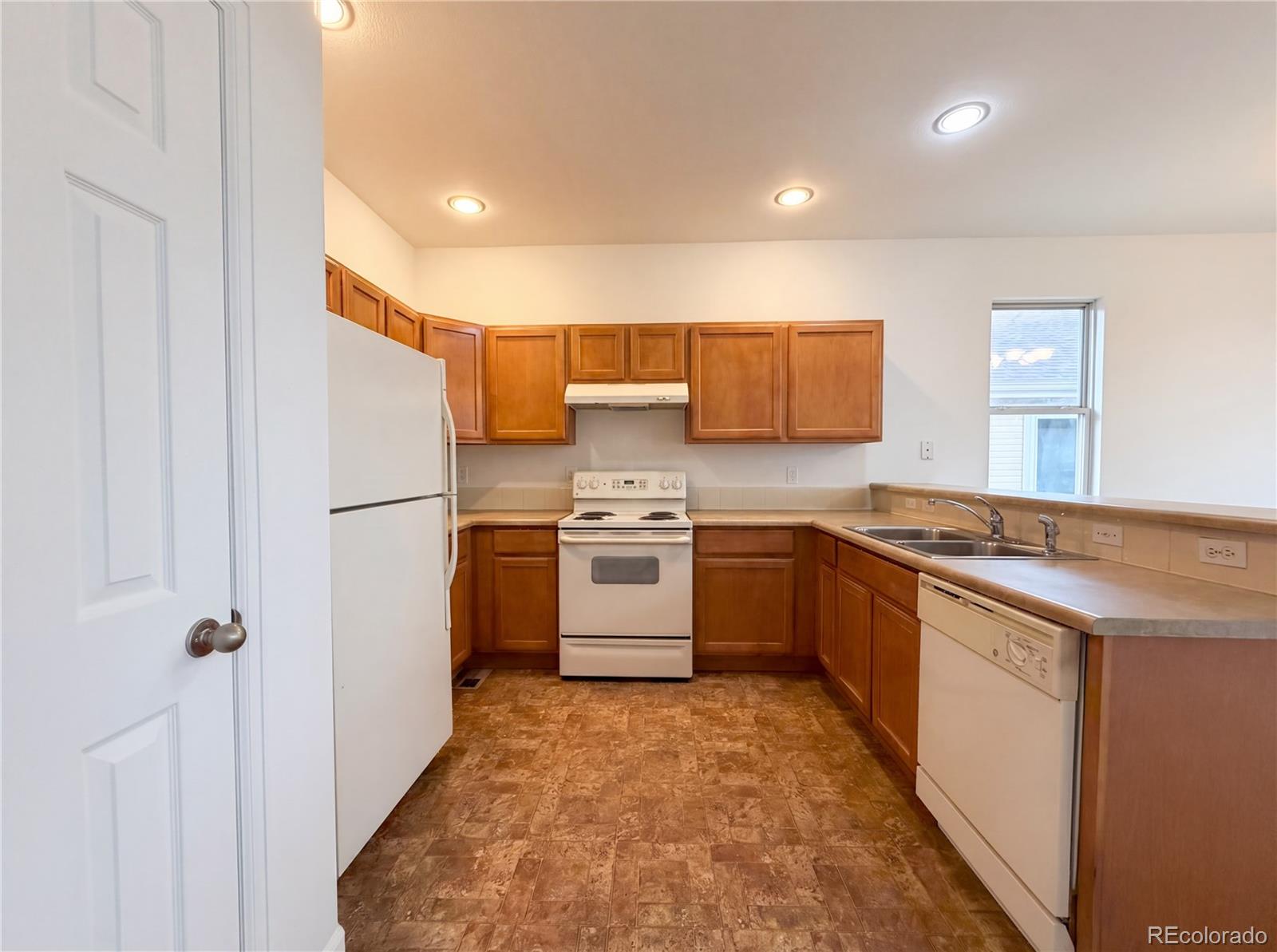 10184 Ferncrest Street