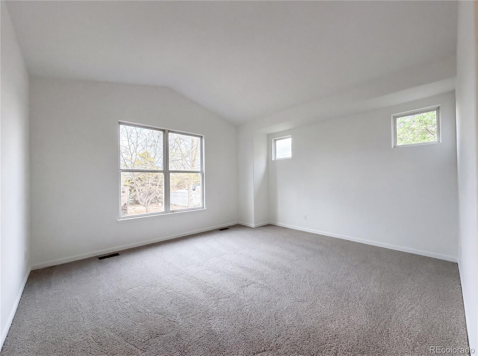 10184 Ferncrest Street