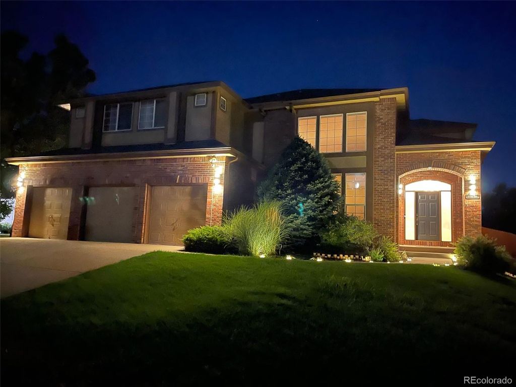 Photo of 9041 Kittiwake Street, Littleton, CO 80126 (MLS # 7953311)