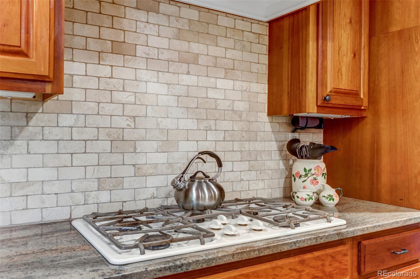2775 Crabapple Road