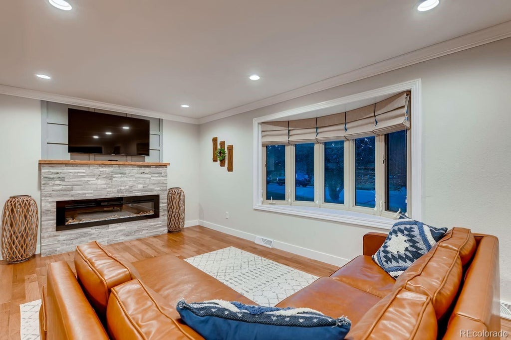 Photo of 5102 W Fremont Drive, Littleton, CO 80128 (MLS # 3766153)