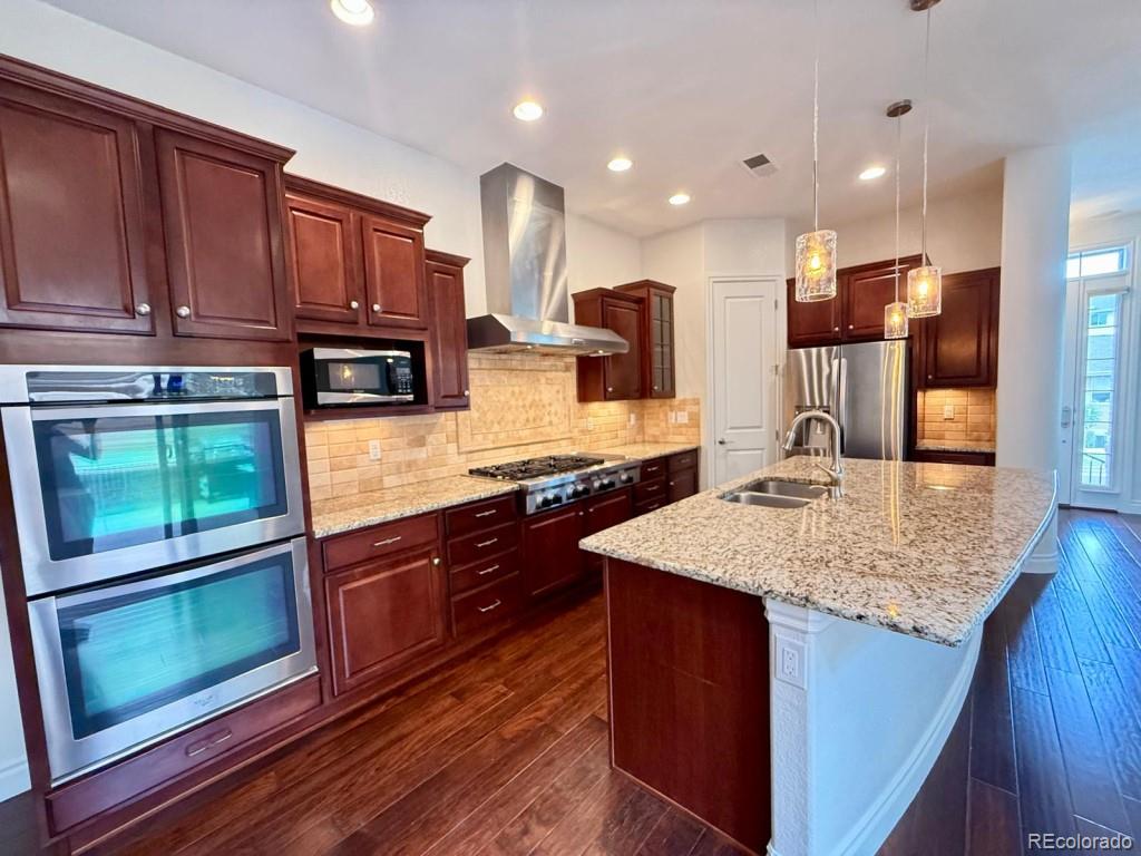 9234 Ridgegate Parkway