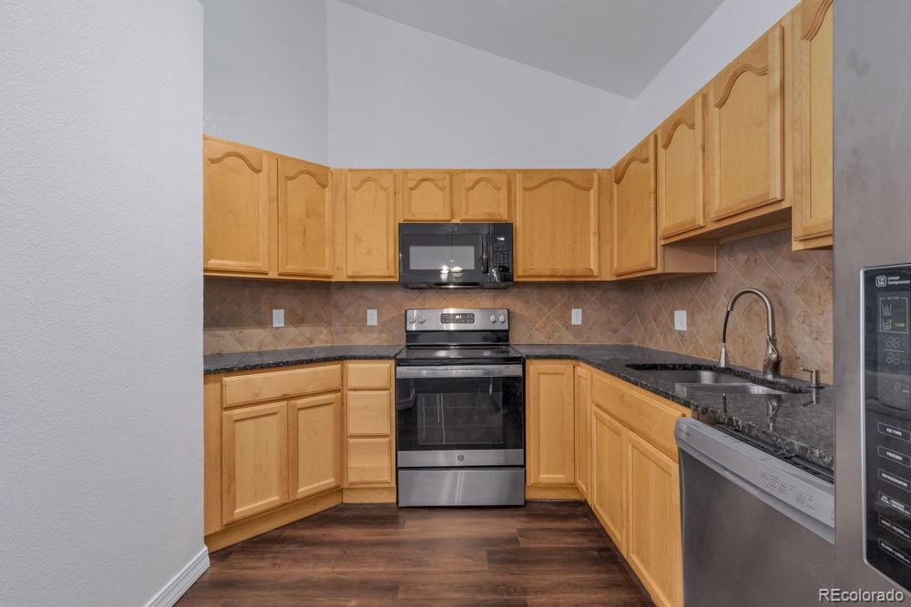 804 Summer Hawk Drive 11304, Longmont, CO, 80504 4 804 Summer Hawk Drive 11304