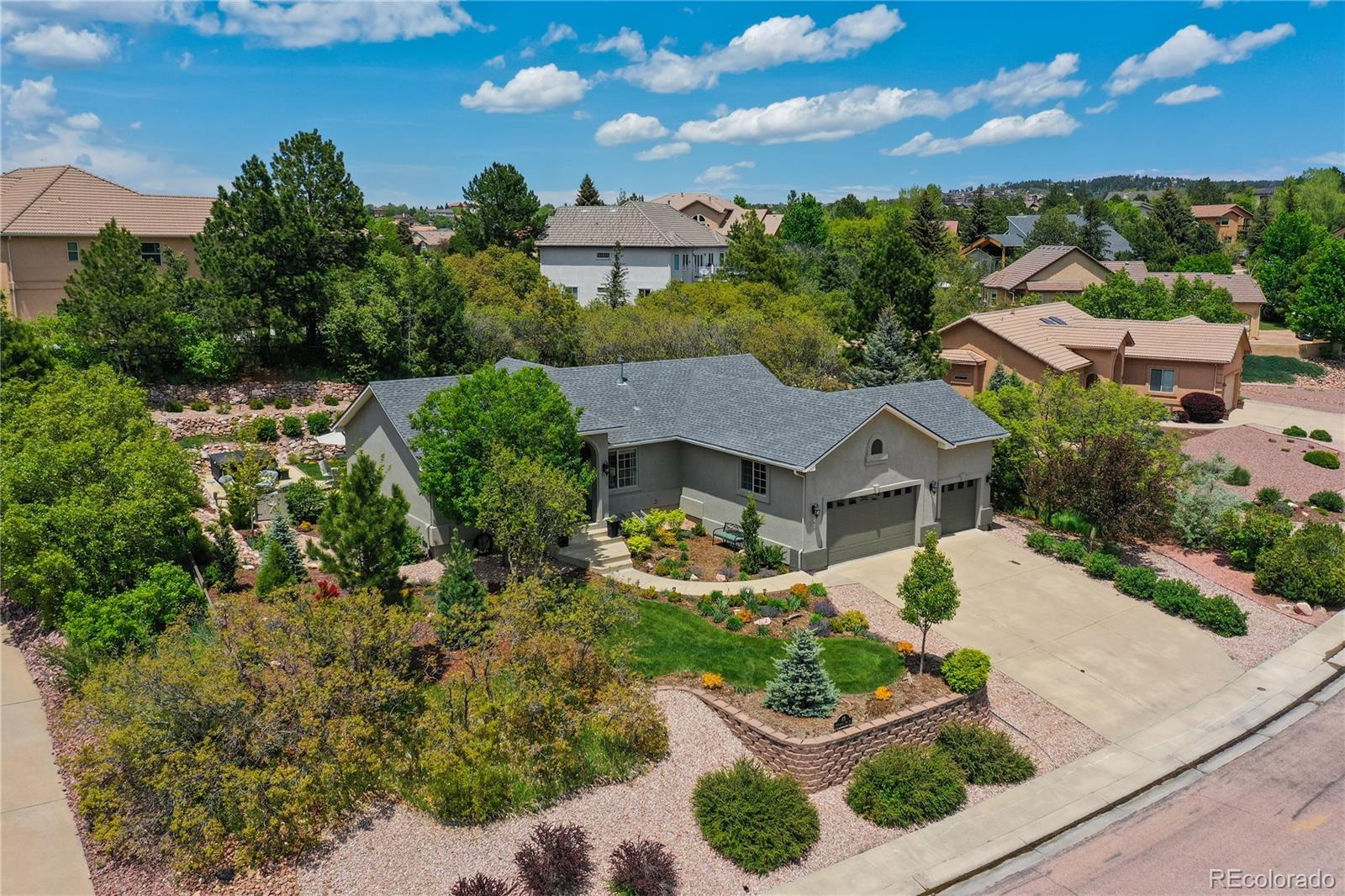 40 Wuthering Heights Drive