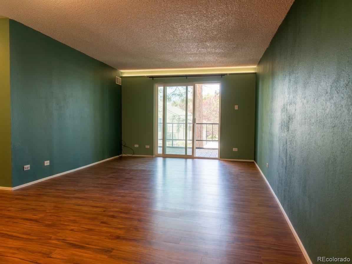 2325 S Linden Court 215