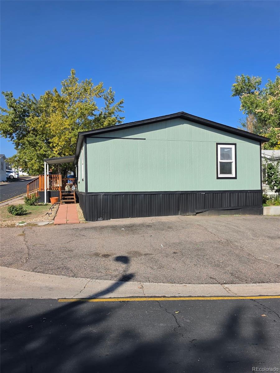 2551 W 92nd Avenue
