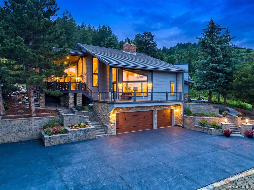 Photo of 6081 Silver Thorn Run, Littleton, CO 80125 (MLS # 9308170)