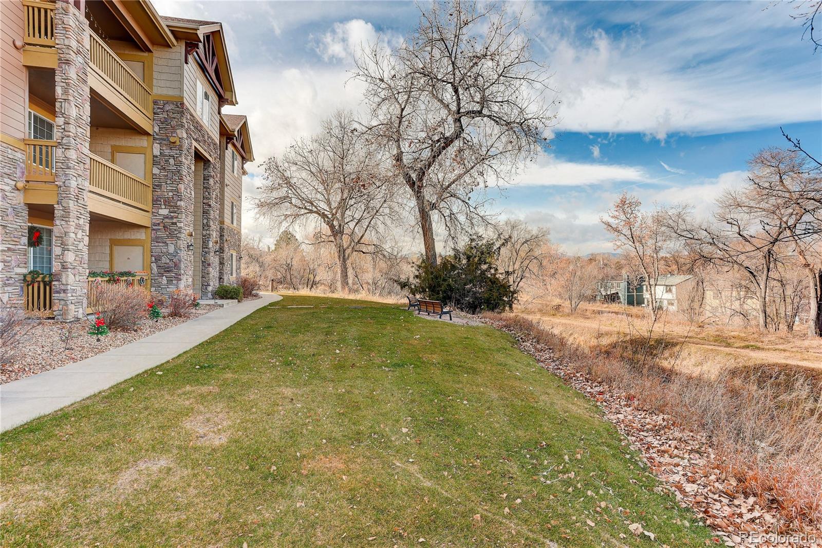 8039 Lee Drive 102