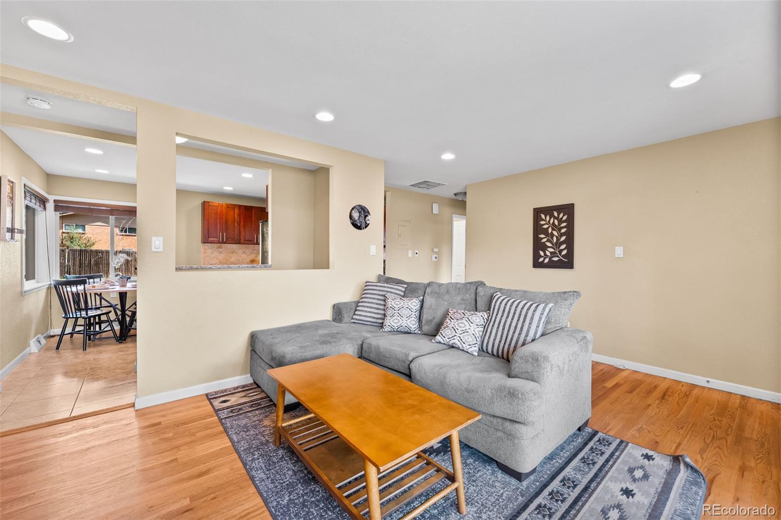 8560 Crescent Drive