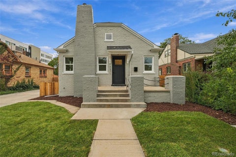 Photo of 1211 Bellaire Street, Denver, CO 80220 (MLS # 8808158)