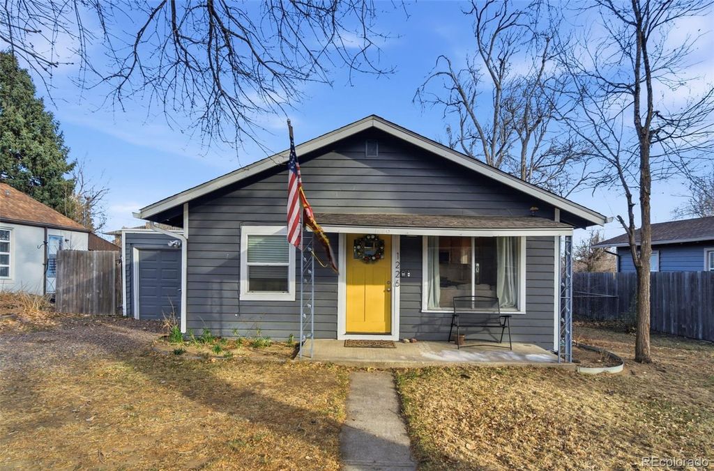 Photo of 1226 Upham Street, Lakewood, CO 80214 (MLS # 2499526)