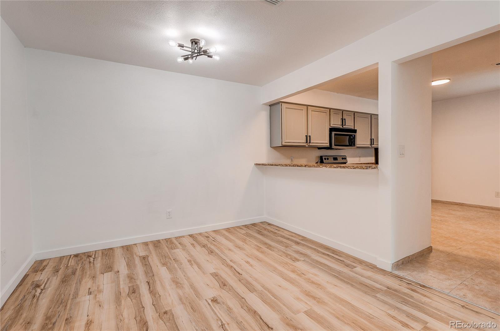 2365 E Geddes Avenue B22