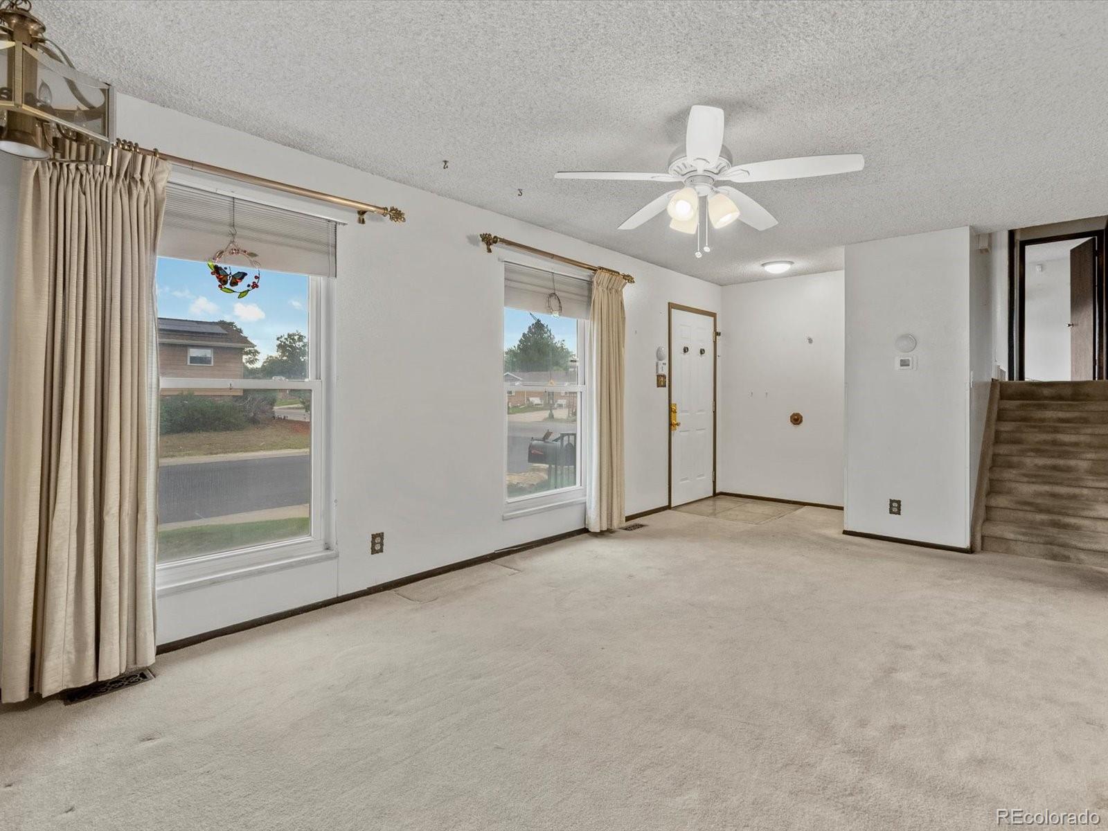 5105 Titan Court, Denver, CO, 80239 1 5105 Titan Court