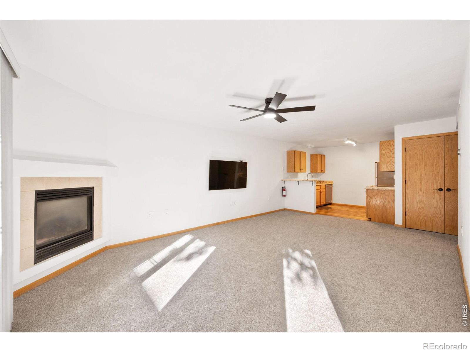 1221 University Avenue 202