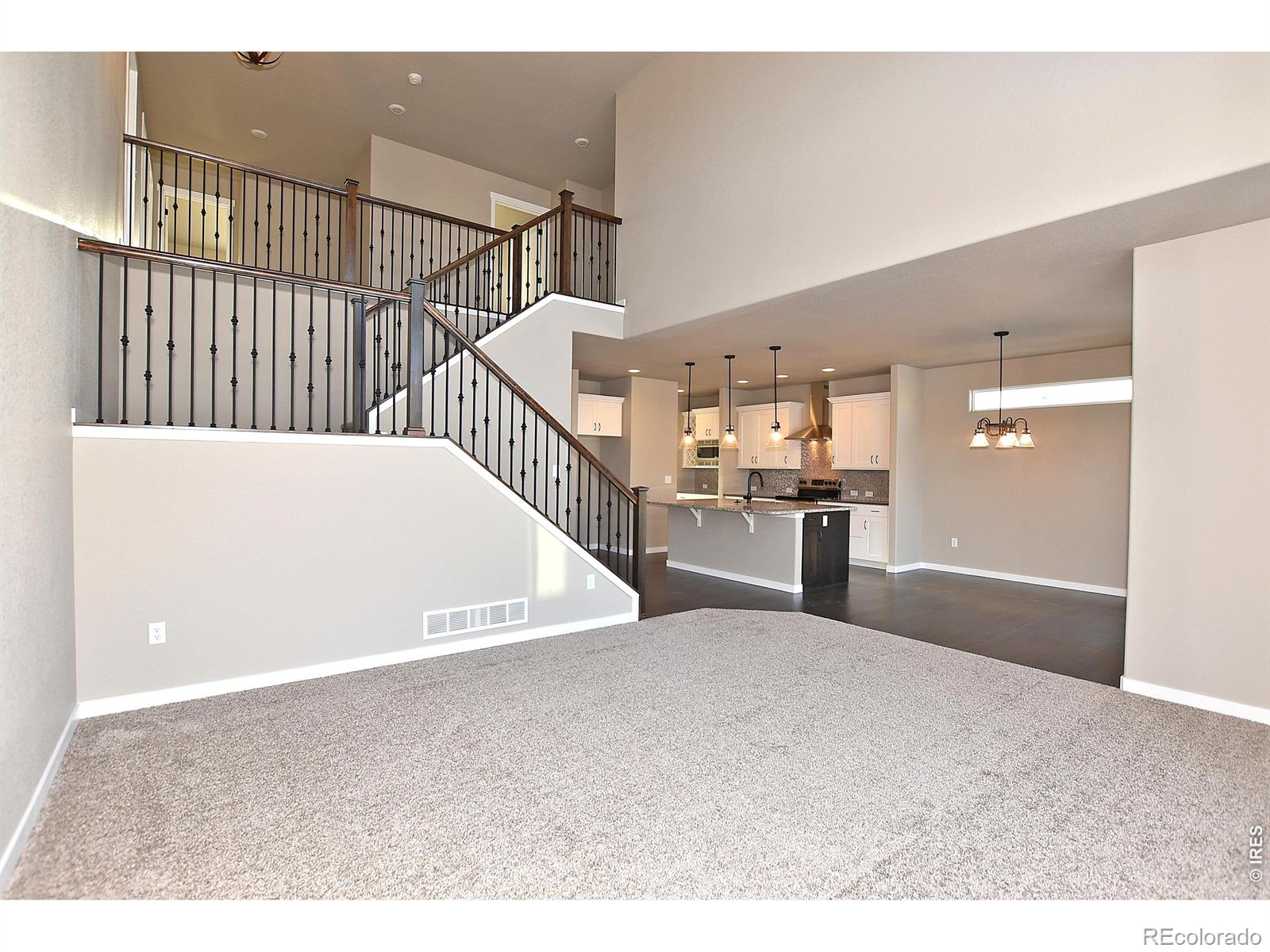 1173 Crown Sparrow Street