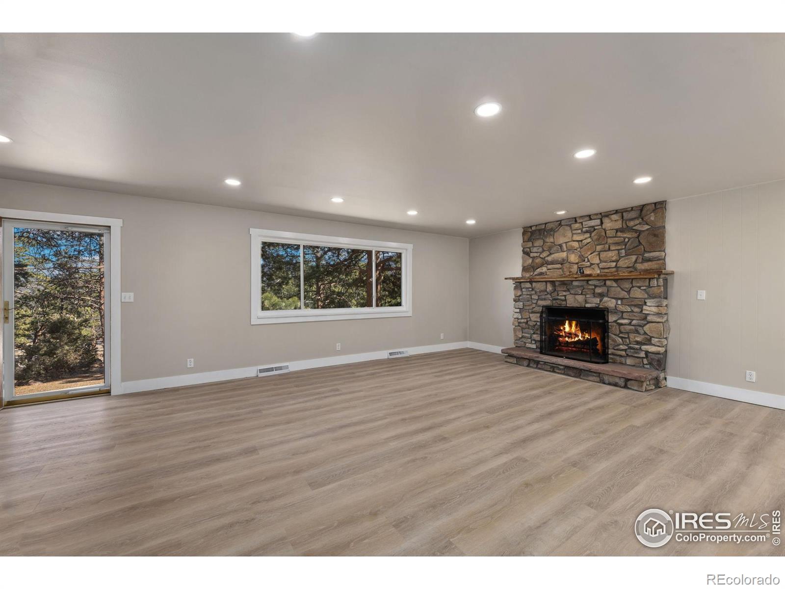 1059 Lexington Lane