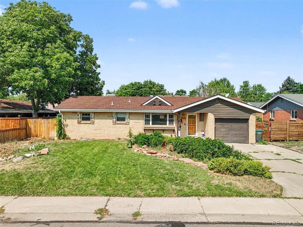 Photo of 1483 S Balsam Street, Denver, CO 80232 (MLS # 2699365)