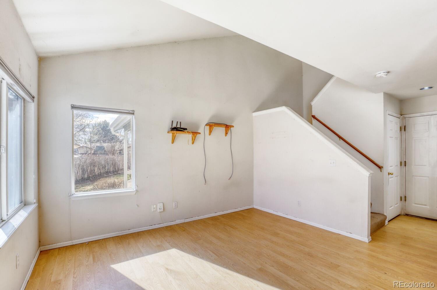 500 Lashley Street 48