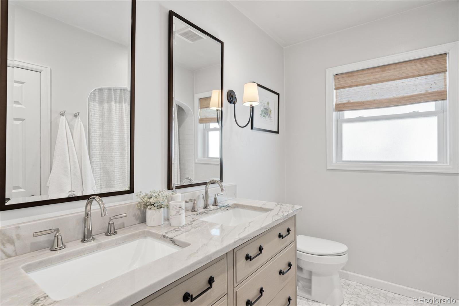 1130 N Monaco Parkway