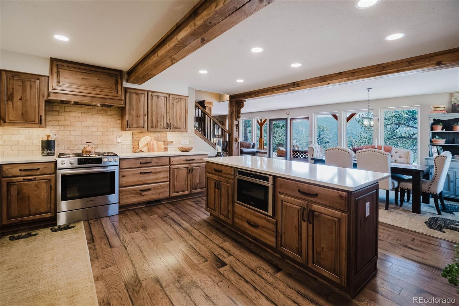 351 N Saddle Drive