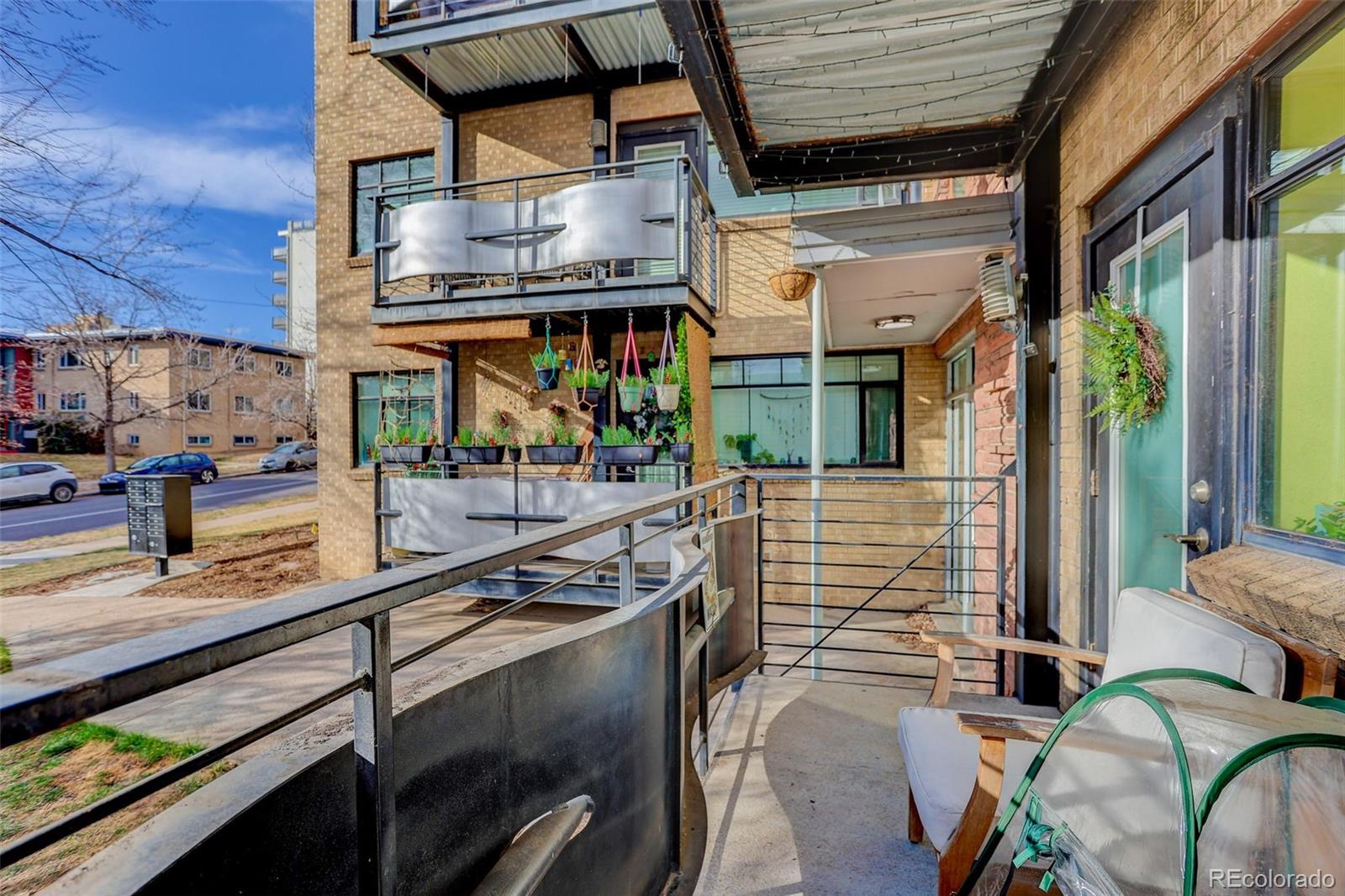 636 N Washington Street 101