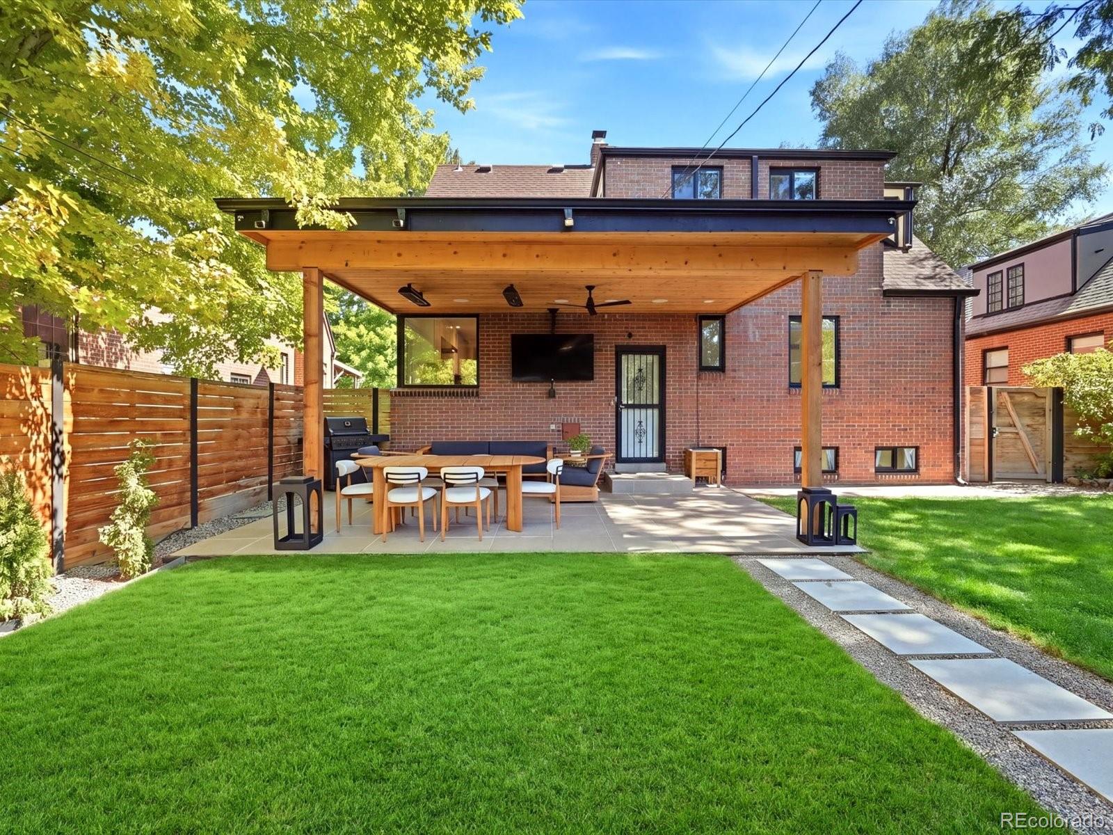 2335 Kearney Street