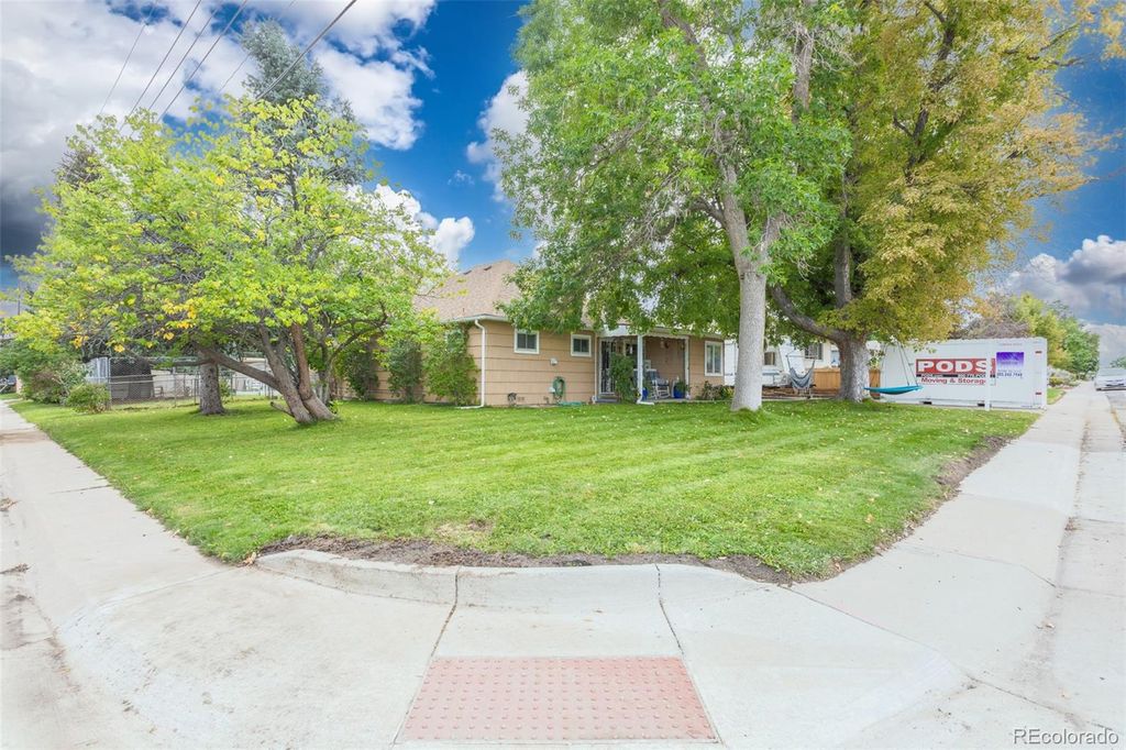 Photo of 4800 S Fox Street, Englewood, CO 80110 (MLS # 9352319)