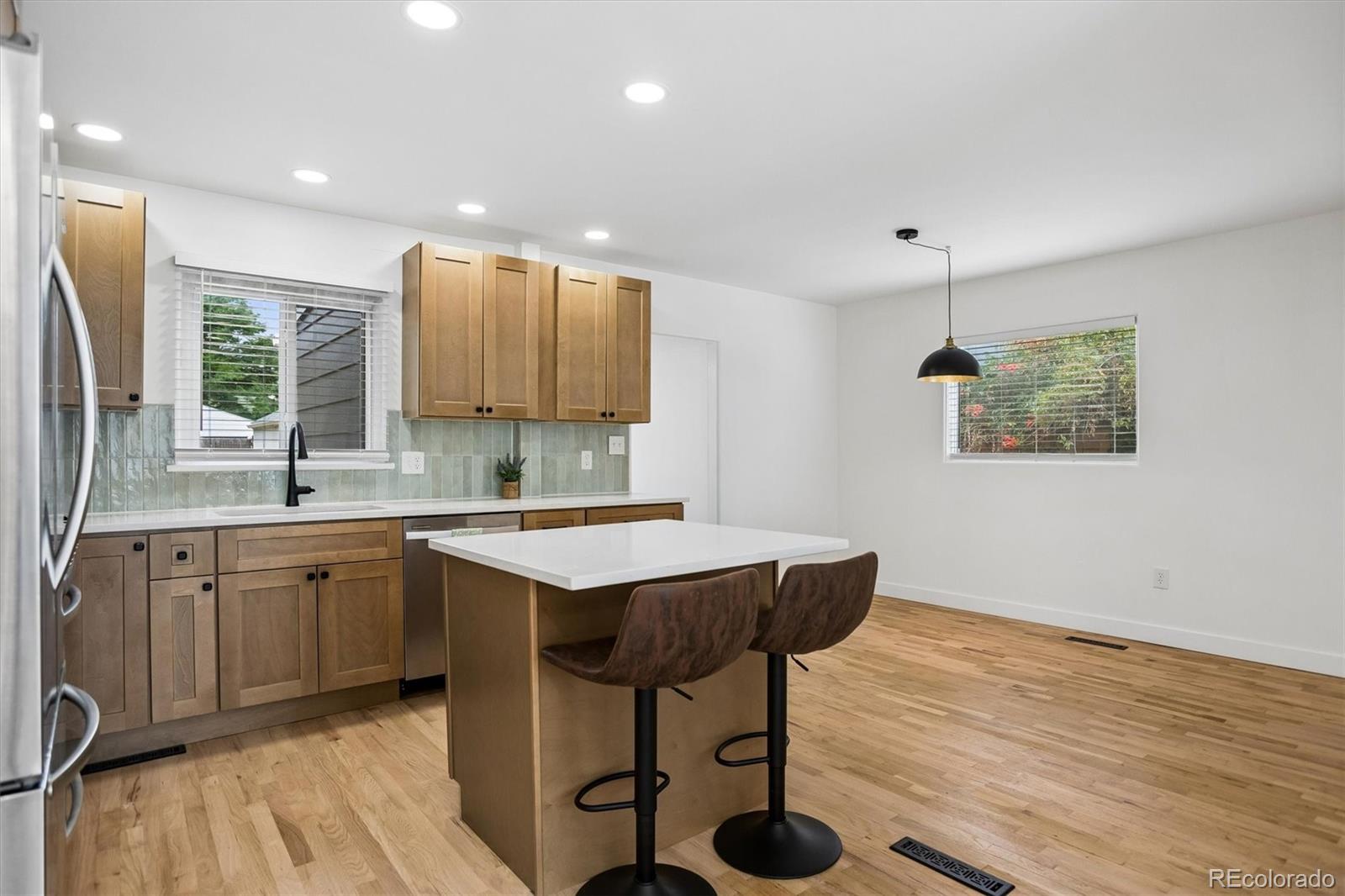 2557 Kendall Street