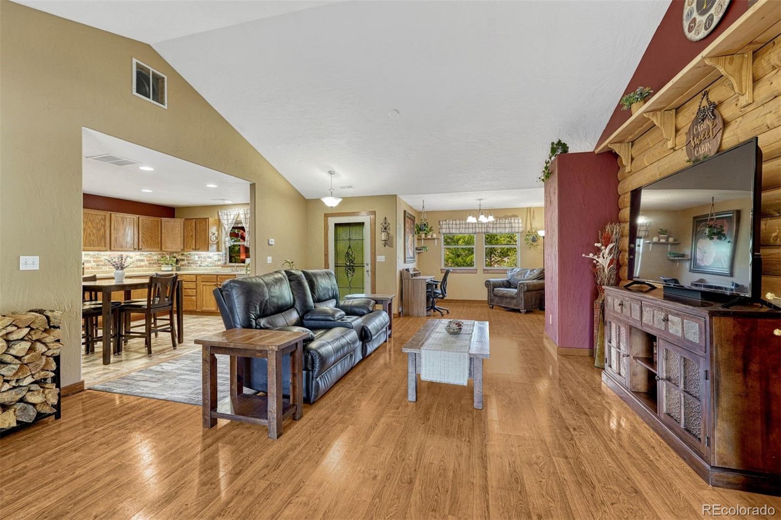 1131 Pikes Peak Drive