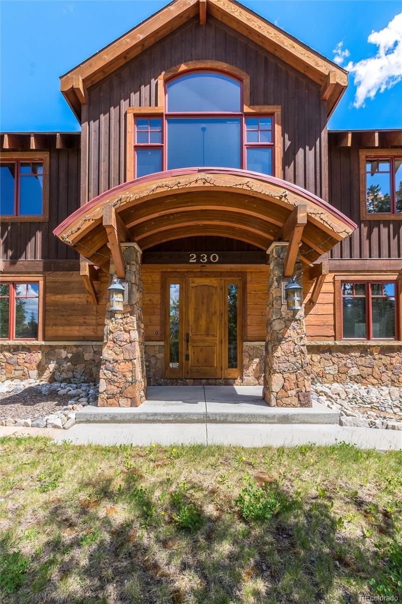 230 Timberlane Circle