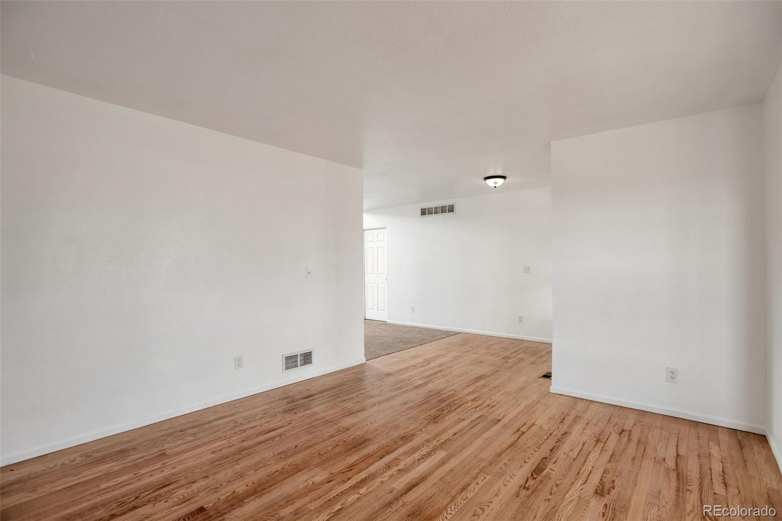 4762 Mt Evans Street