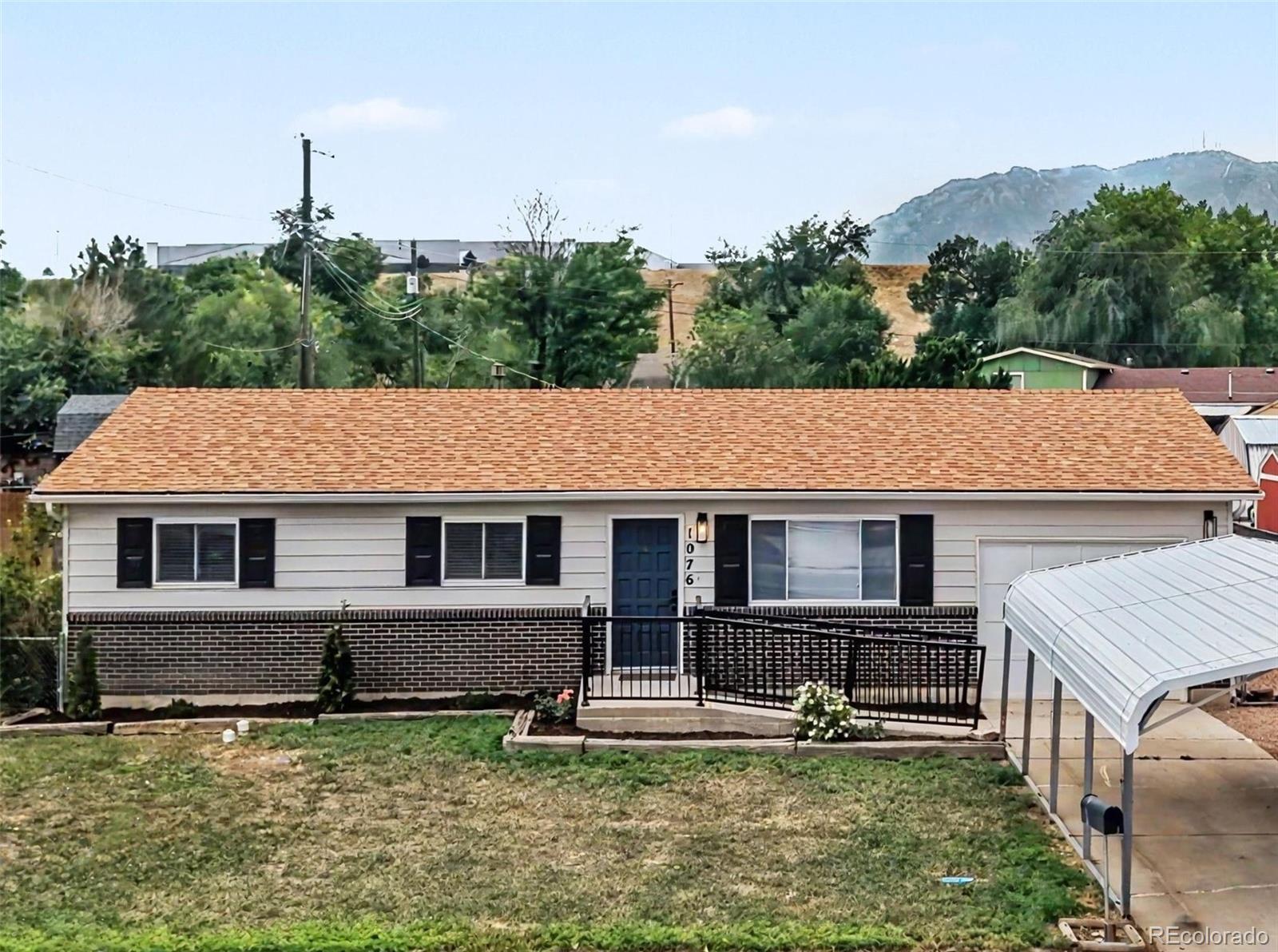Photo 1 of 22 — 1076 Maxwell Street, Colorado Springs, CO 80906