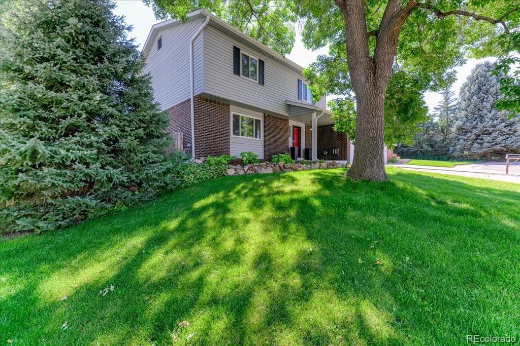 Photo of 6762 Beech Drive, Arvada, CO 80004 (MLS # 6158596)