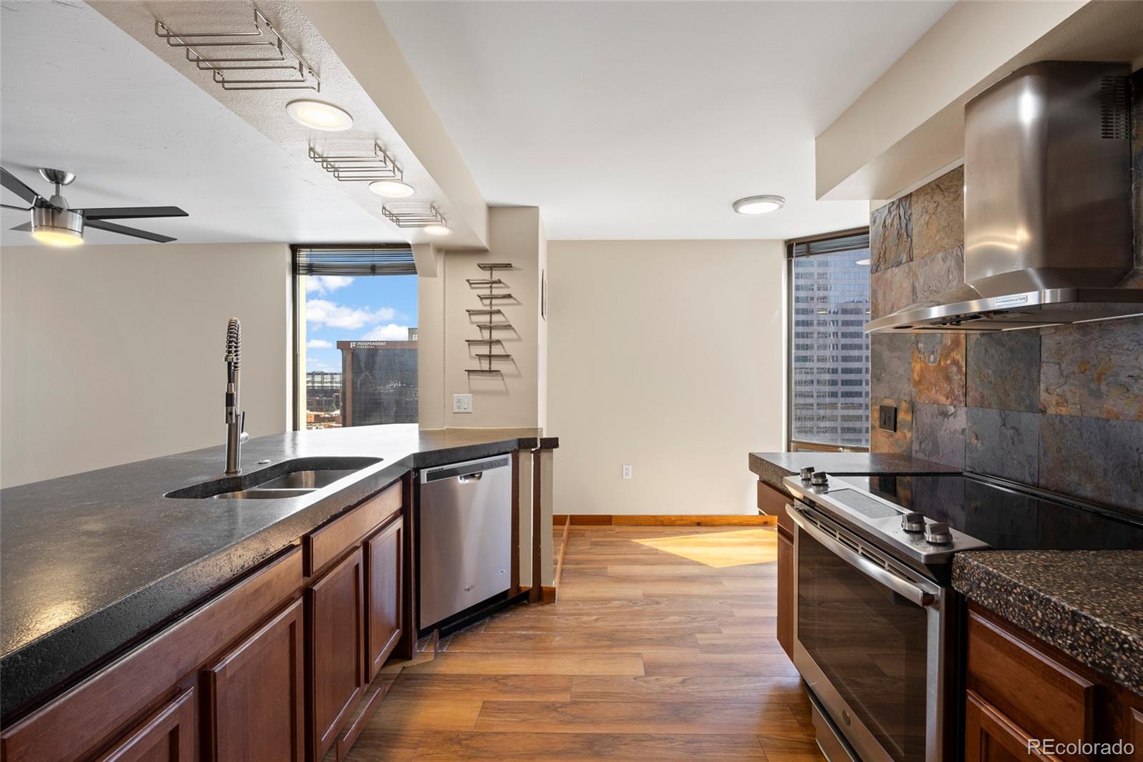 1625 Larimer Street 1707